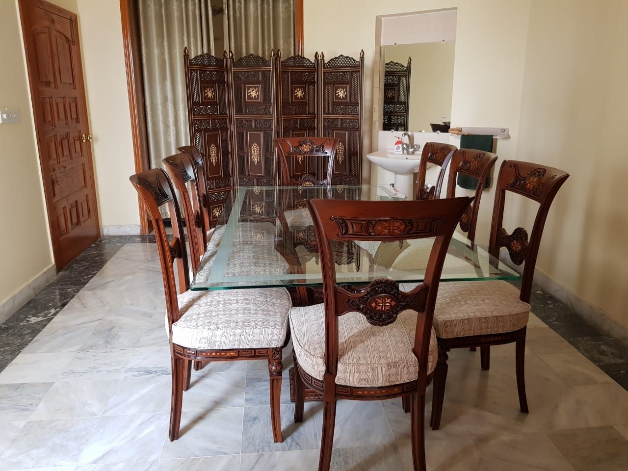 dining table